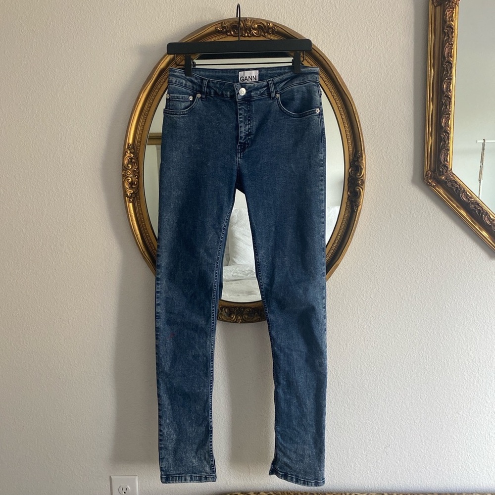 Ganni jeans Size 29”